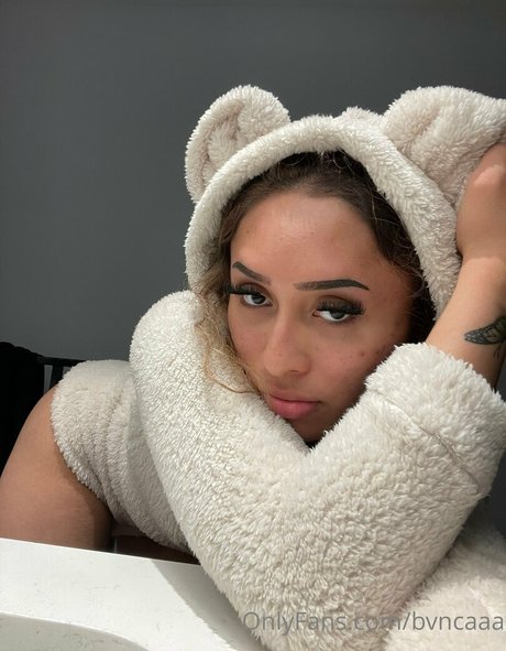 bvncaaa star du porno belle img