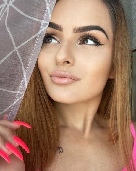 fans de transsexuelles blanches uniquement haute définition adulte des photos