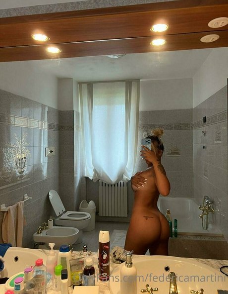 Federica Martini modèles nus images