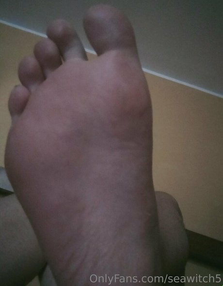 seawitch5 mannequin img