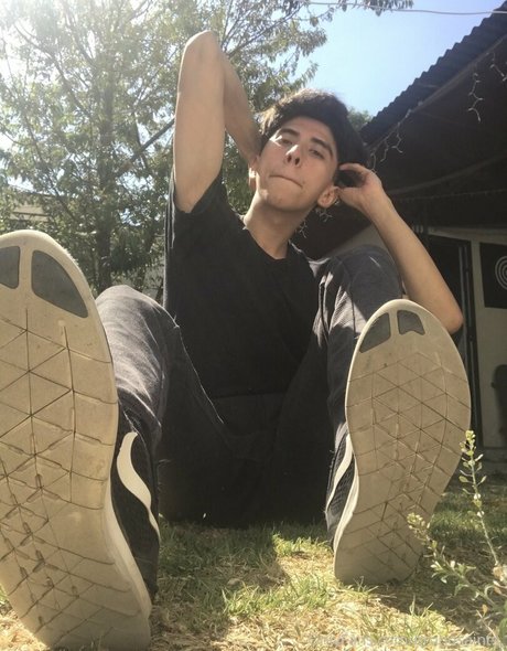 brunosaints_ modèle xxx galerie