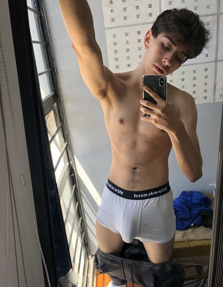 brunosaints_ modèle porno galeries