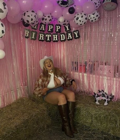 Lucy Whittingham étoile de l'art img