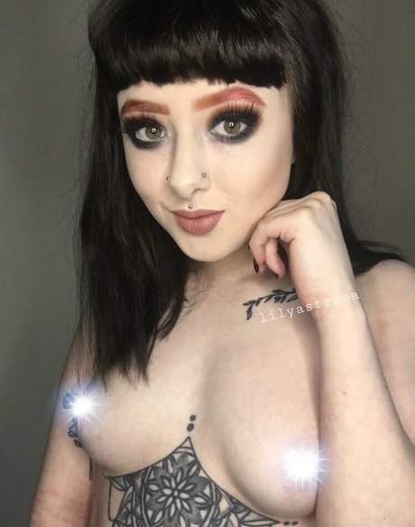 journaliste onlyfans parfait des photos