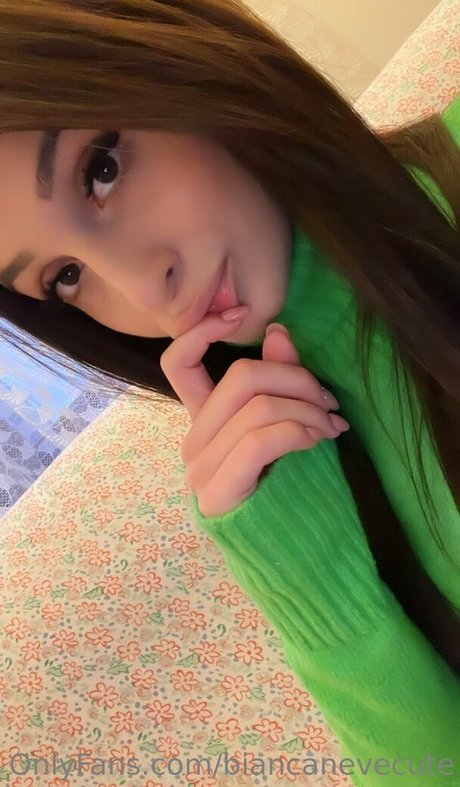 biancanevecute star du porno nue des photos