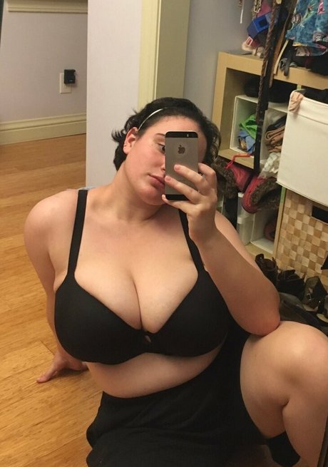 Alida Roos star du porno gratuite image