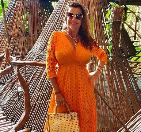 Omnimundi modèle joli photo