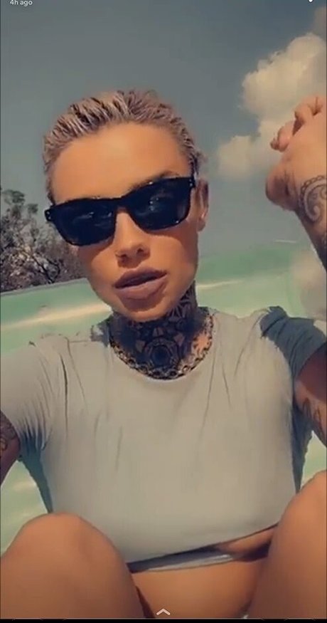 Kris Karson sexe star galerie