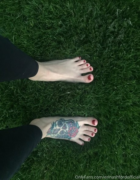 erinashfordofficial actrice exclusive galeries