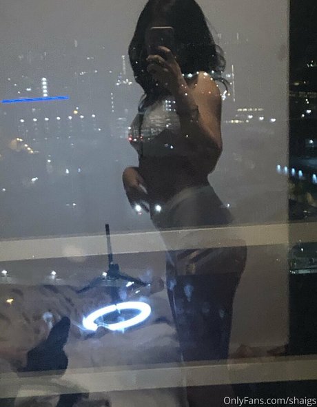 shaigs actrice artistique collection