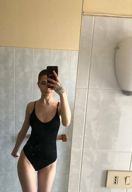 arina gpo modèle hd image