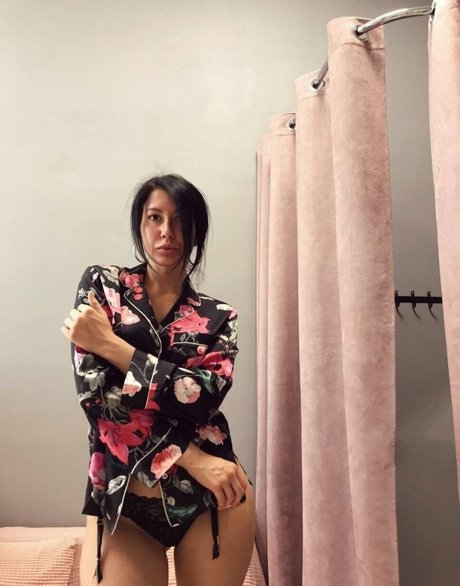 Nikki Danger star du porno nue img