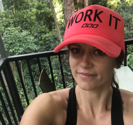 melodyradford modèle chaud images