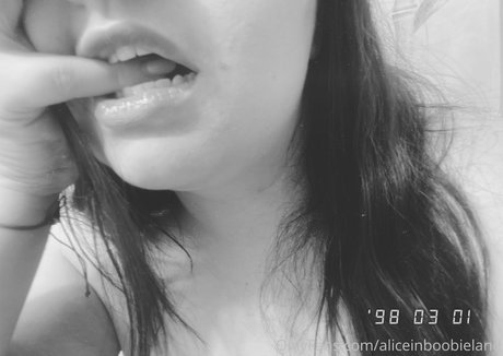 aliceinboobieland star du porno gratuite archive