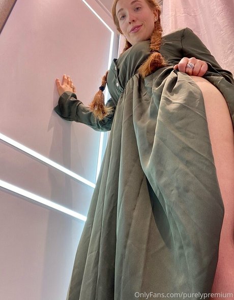 purelypremium étoile nue photos