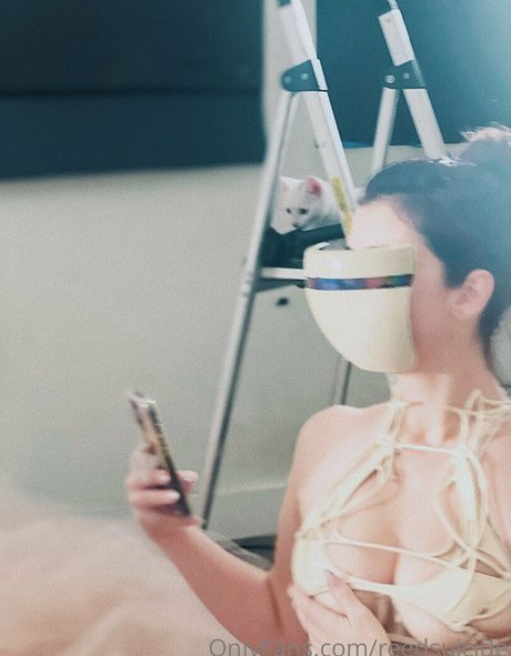 Reedsuicide art modèle collection