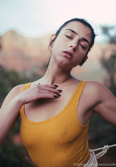 Reedsuicide actrice érotique galerie