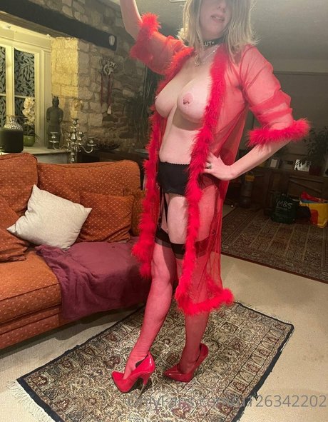 Charlie Cat jolie star du porno img