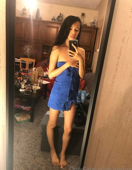 jujuna modèle porno archive