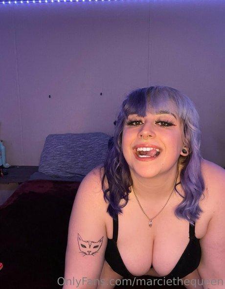 marciethequeen actrice parfaite galeries