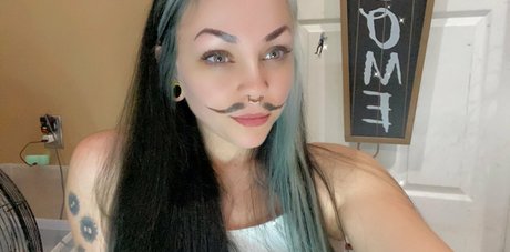 branlette joi onlyfans nus xxx image