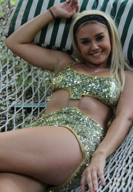 ébène maigre onlyfans chaud belle galeries