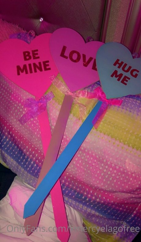 xmercyelagofree haut modèle image