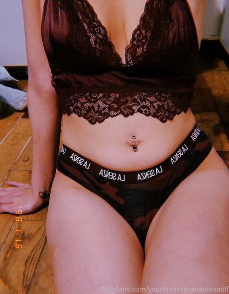 yourfavoritecanadianmilf actrice xxx archive