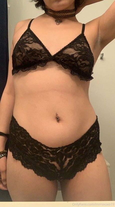 lovelylatinaxoxo jolie actrice img