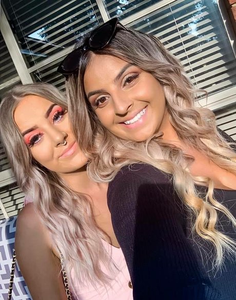 Chloe C star du porno chaud photos