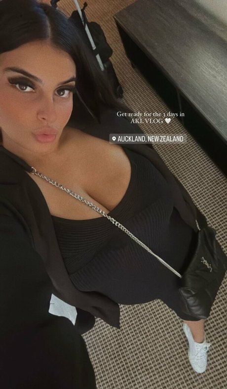 Chloe C belle star du porno photos