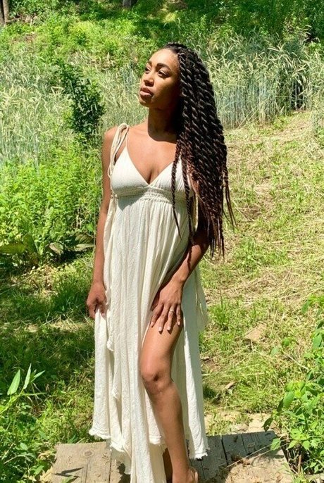 Nia Simone star du porno xxx galeries