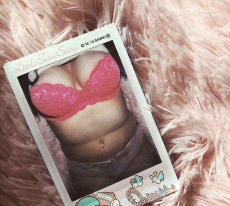 thathoeyvegan haut de star du porno image