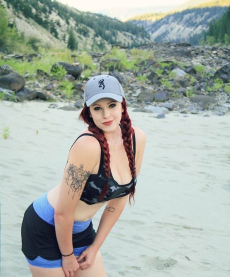 Madison Agnew modèle chaud collection