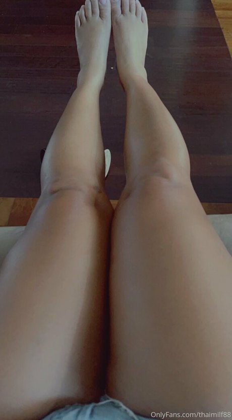 wildasianflower modèle érotique galerie