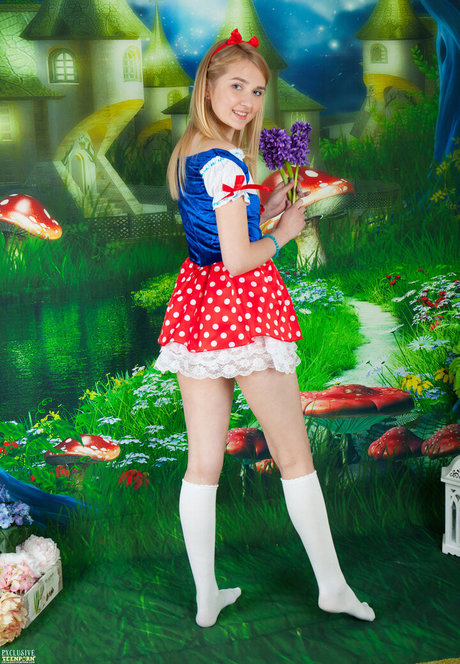 Nimfa star érotique photos