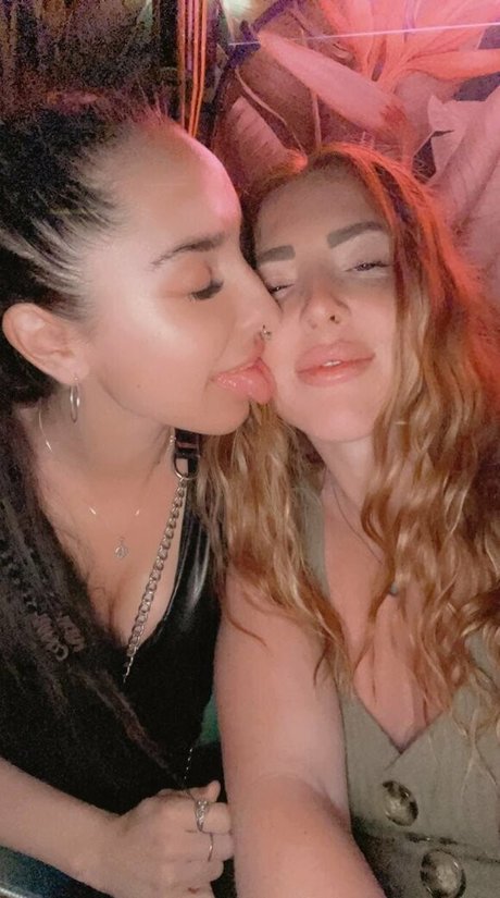 mybisexualbestfriend actrice hd photos