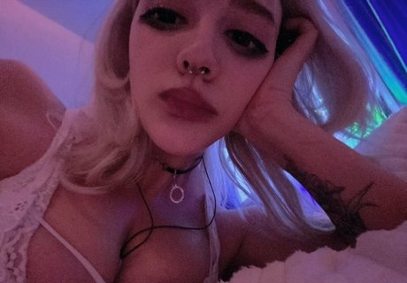 milena pretty étoile xxx galerie