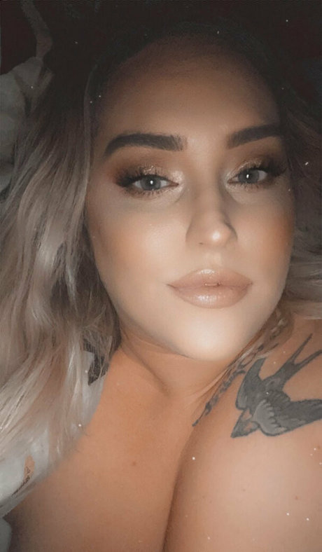 luxxxstone actrice porno img