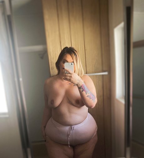 luxxxstone modèle magnifique photos