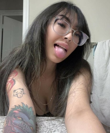 Jackie Izawa star du porno en haute qualité des photos