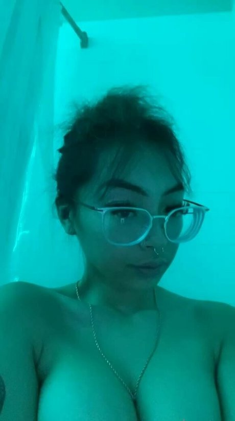 Jackie Izawa actrice artistique collection