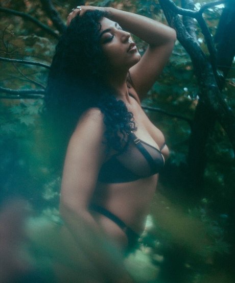 WhiteCosmicMirror Profilfoto