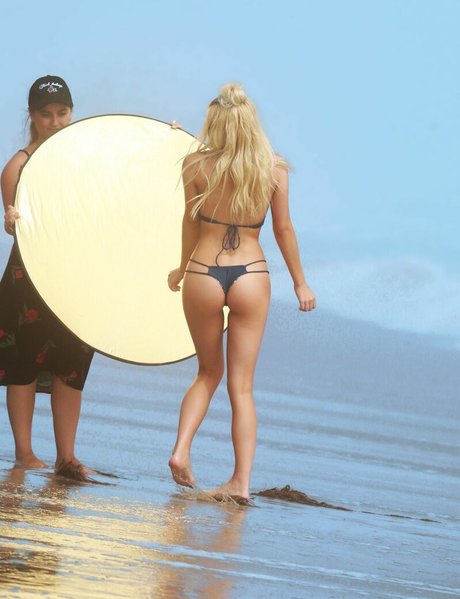 Ava Sambora modèle sympa archive