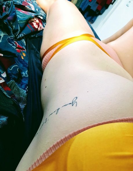 nue enceinte onlyfans gratuit exclusif galerie