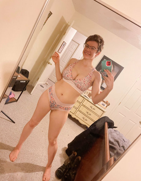 trio sous la douche onlyfans nu pornographique photos