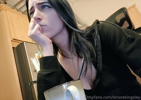 lenorekingsley star du porno nue des photos