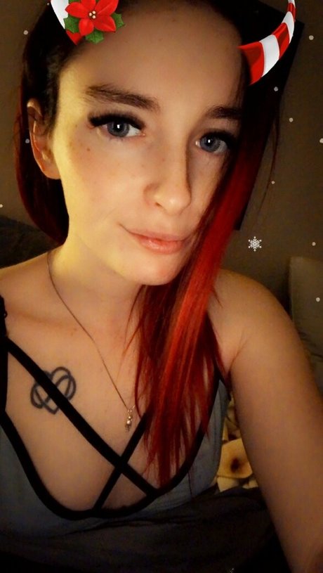 miniloupxxx modèle nu archive