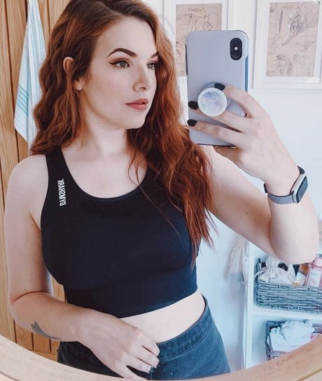 Cherry Wallis art star du porno images