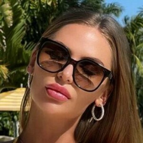 Anastasia Skyline actrice exclusive archive